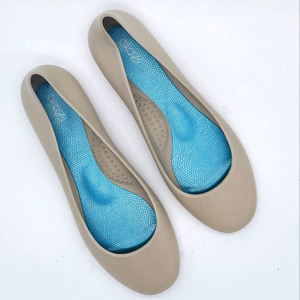 Oka b. Taylor Matte Ballet Flats Size 10